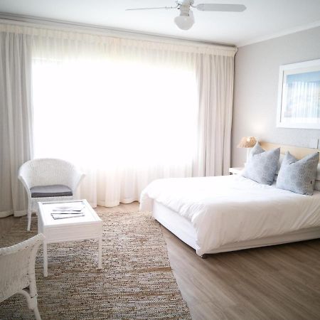 Flora Bay Resort Hout Bay Exterior photo