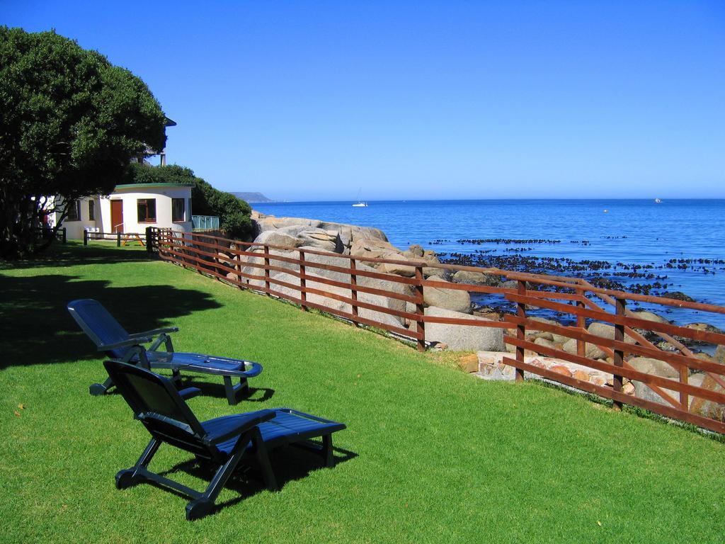 Flora Bay Resort Hout Bay Exterior photo